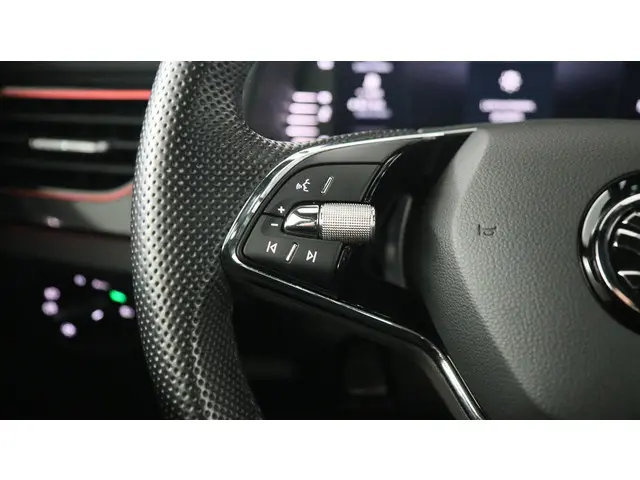 Škoda Scala 1.0 TSI 110pk Sport Business 2021 Benzine 22