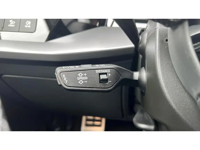 Audi A3 Limousine 30 TFSI 110Pk S Edition 2023 Benzine 19