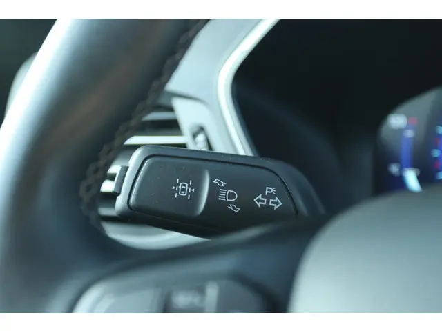 Ford Kuga 2.5 PHEV VIGNALE 2021 Hybride Benzine 19
