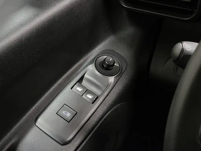 Peugeot Partner 1.2PureTech 110pk Benzine! 2021 Benzine 14