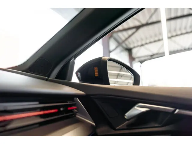Audi RS3 2.5 TFSI quattro HUD Pano B&O PPF 2022 Benzine 56