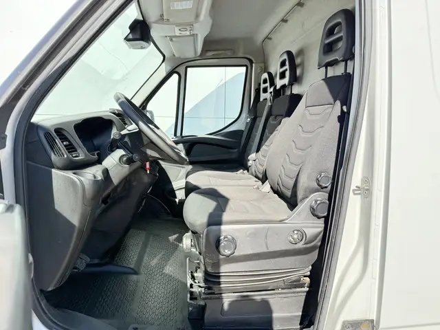 Iveco Daily 35S13 2017 Diesel 7