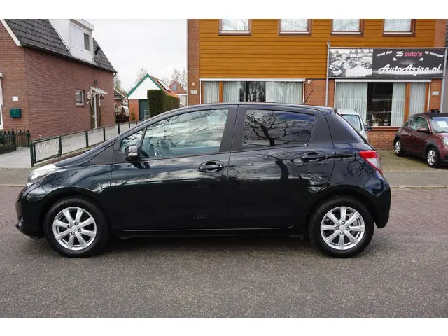 Toyota Yaris 3