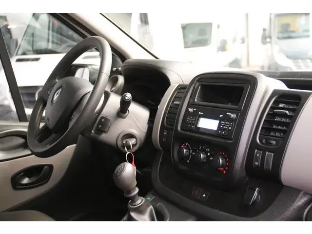 Renault Trafic 1.6 dCi WERKPLAATSINRICHTING 2018 Diesel 11