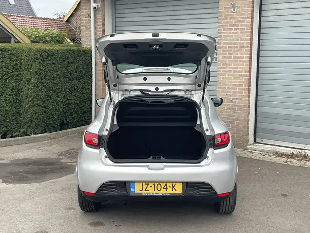 Renault Clio 0.9 TCe Eco2 Expression 2016 Benzine 12