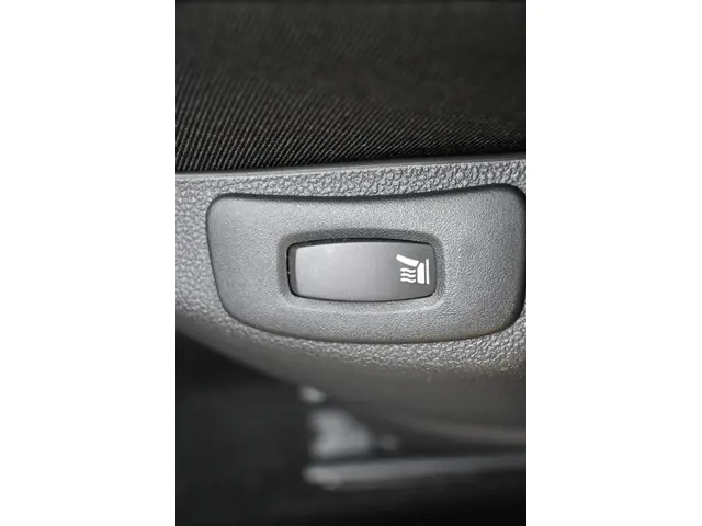 Renault Captur TCe 150 EDC Initiale Paris 2019 Benzine 13