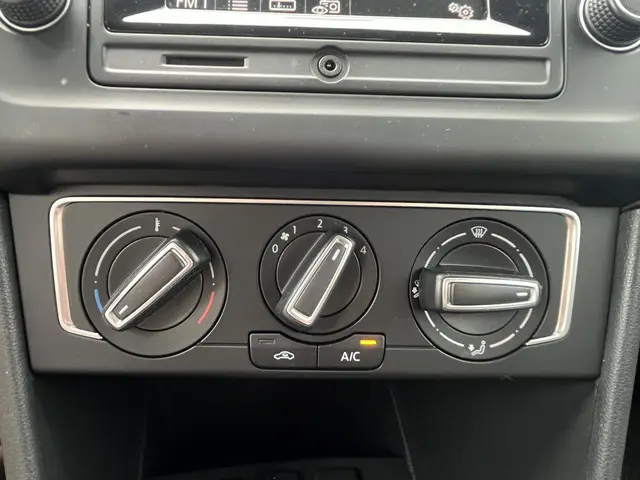 Volkswagen Polo 1.2 TSI Highline 2017 Benzine 14