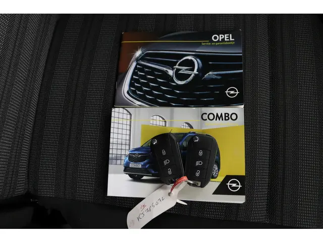 Opel Combo Life 1.2 Turbo L1H1 Edition 2019 Benzine 44