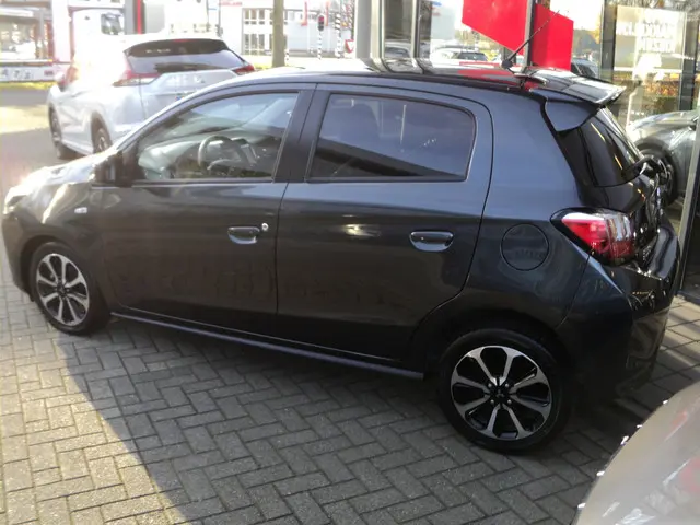 Mitsubishi Space Star 1.2 Edition AUTOMAAT 2024 Benzine 7