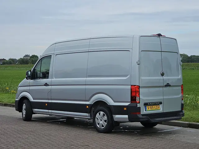 Volkswagen Crafter 35 2.0 2024 Diesel 6