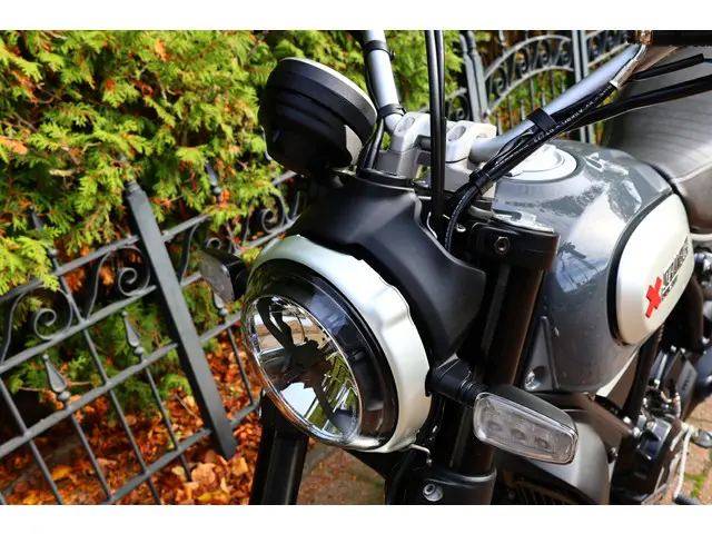 Ducati Scrambler 800 ICON ABS 2019 Benzine 25