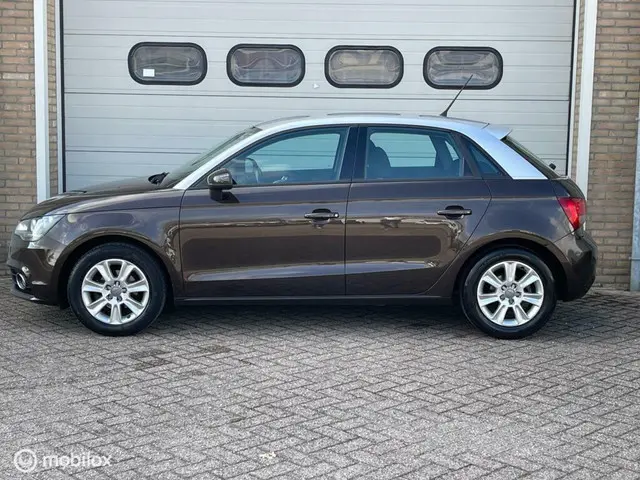 Audi A1 Sportback 1.2 TFSI Attraction 2012 Benzine 12