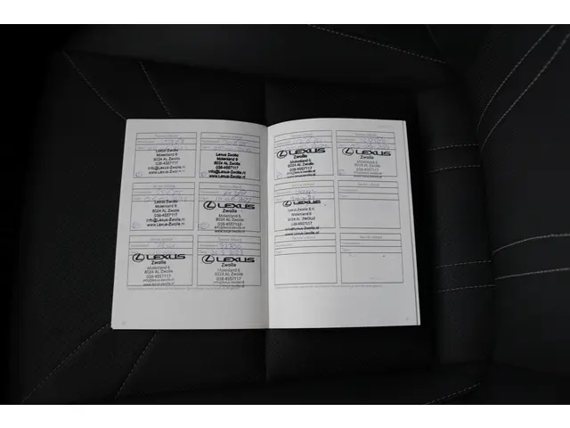 Lexus ES 300h President Line 2020 Hybride Benzine 59