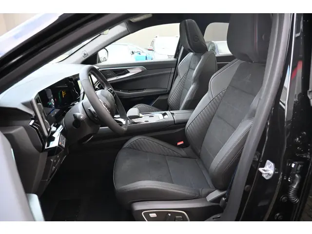 Renault Rafale esprit Alpine 2026 Hybride Benzine 2