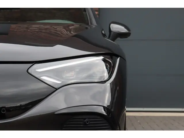 Mercedes-Benz EQE 300 Premium+ 89 kWh | 2023 Elektrisch 23