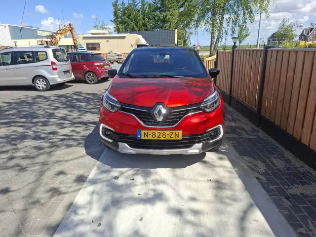 Renault Captur 0.9 TCe Bose 2018 Benzine 8