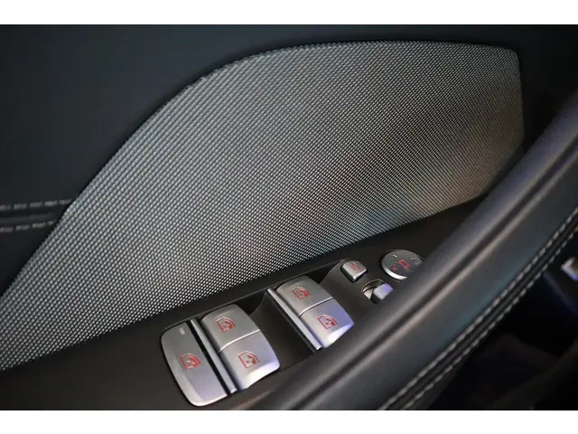 BMW 8 Serie Gran Coupé 840i xDrive 2022 Benzine 26