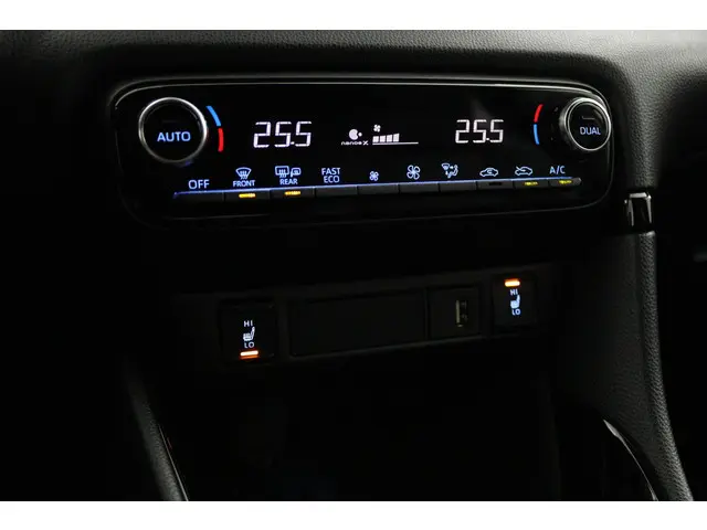 Toyota Yaris 1.5 Hybrid Executive 2022 Hybride Benzine 7