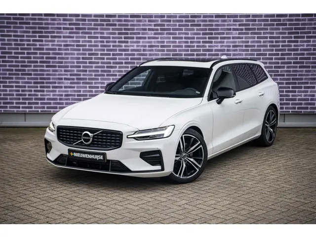 Volvo V60 2.0 B3 R-Design 2021 Benzine 16