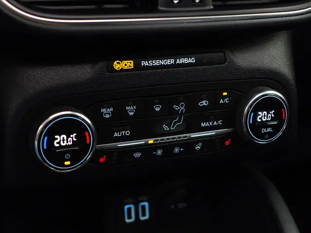 Ford Kuga 2.5 PHEV Vignale Aut- 2021 Hybride Benzine 16