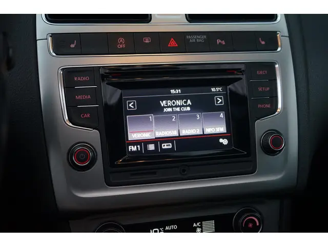 Volkswagen Polo 1.2 TSI First Edition 2014 Benzine 34