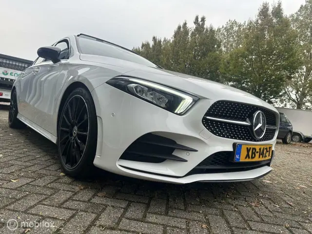 Mercedes-Benz A-Klasse 200 Launch Ed Pr.+ 2018 Benzine 17