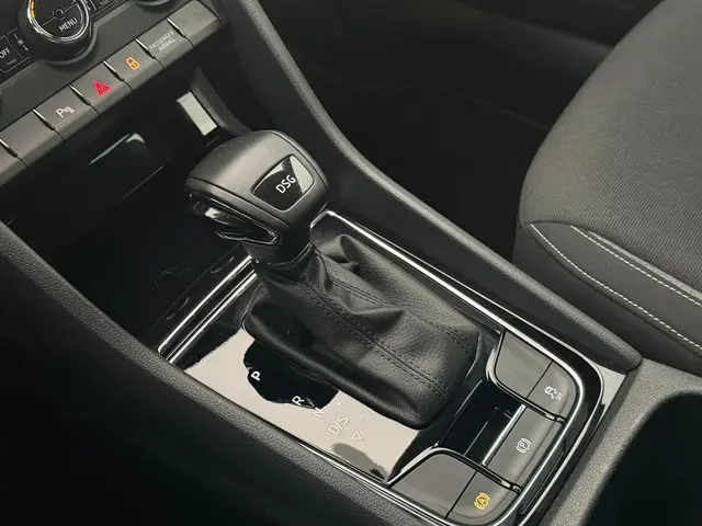 Škoda Karoq 1.5 TSI ACT Business Edition 2020 Benzine 17