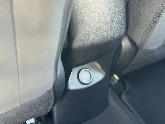 Kia Stonic 1.0 T-GDi DynamicLine 2022 Benzine 12