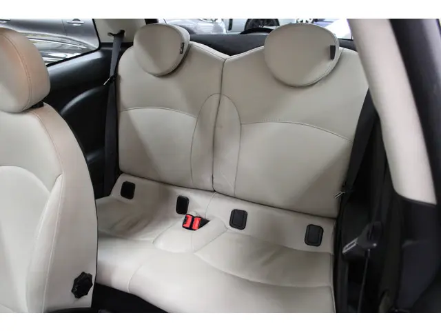 MINI Cooper S Mini 1.6 Chili Automaat 2013 Benzine 6