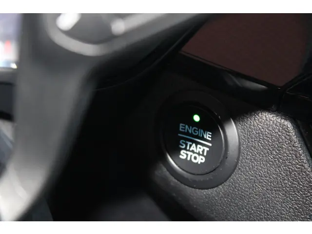 Ford Kuga 2.5 PHEV ST-Line 2022 Hybride Benzine 14