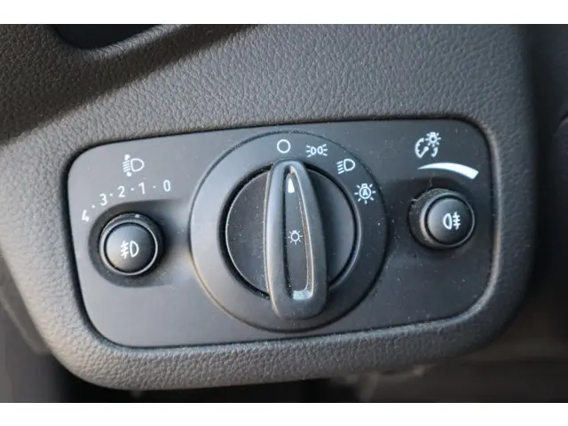 Ford C-MAX 1.5 TDCi Titanium Lease Edition 2016 Diesel 20