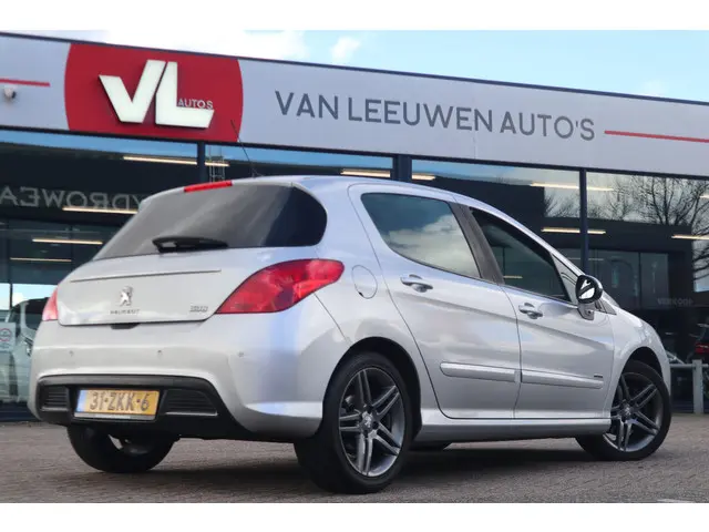 Peugeot 308 2