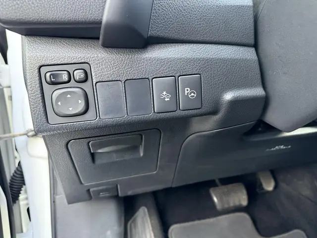 Toyota Auris 1.8 Hybrid Lease Pro 2016 Hybride Benzine 13