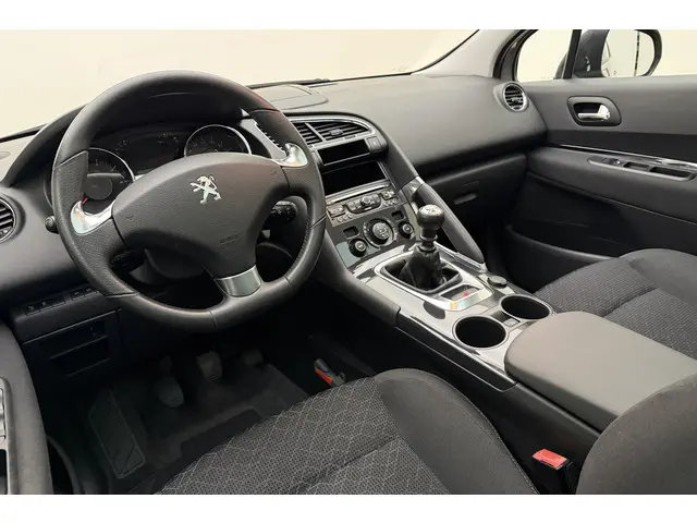 Peugeot 3008 1.2 PureTech Style 2016 Benzine 17