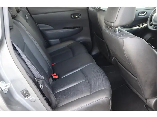 Nissan Leaf Tekna 30 kWh 2016 Elektrisch 15