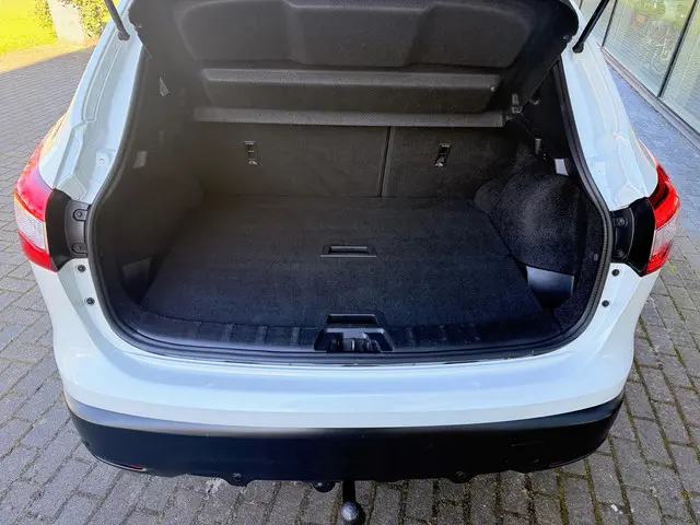 Nissan QASHQAI 1.2 N-Connecta Automaat 2017 Benzine 15