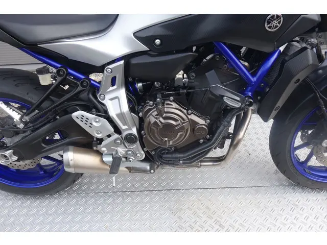 Yamaha MT 07 ABS 2016 Benzine 9