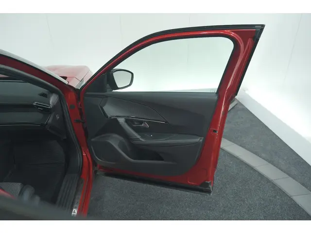 Peugeot 2008 PureTech 130 GT-Line 2020 Benzine 67