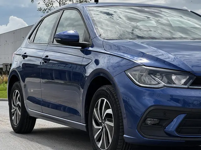 Volkswagen Polo 1.0 TSI Go 2023 Benzine 13