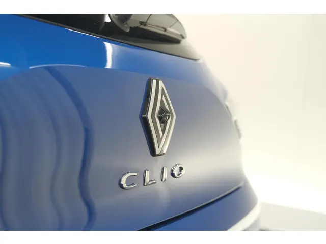 Renault Clio TCe 90 GPF Techno 2024 Benzine 26
