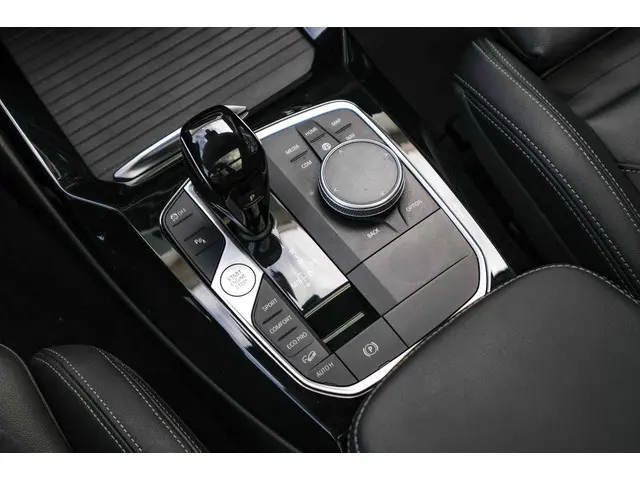 BMW X3 XDrive20d High Executive|PANO|CAM|LEDER 2022 Diesel 22