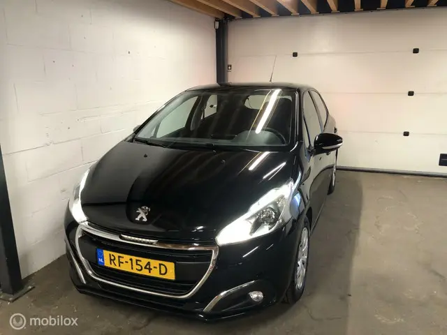 Peugeot 208 1.2 PureTech Active 2016 Benzine 2