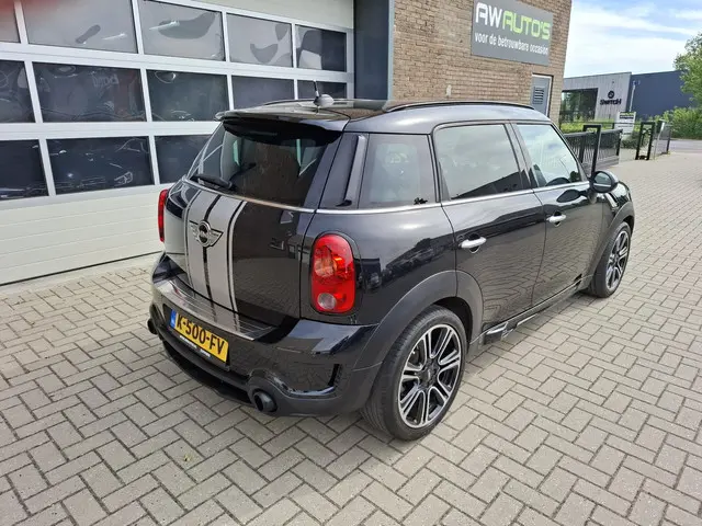 MINI Countryman Mini 1.6 Cooper S Chili JCW 2016 Benzine 17