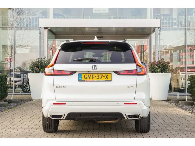 Honda CR-V 2.0i e:HEV ELEGANCE 2024 Hybride Benzine 57