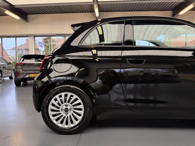 Fiat 500e Urban 42 kWh 2023 Elektrisch 13