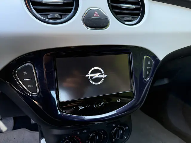 Opel ADAM 1.2 Glam 2014 Benzine 20