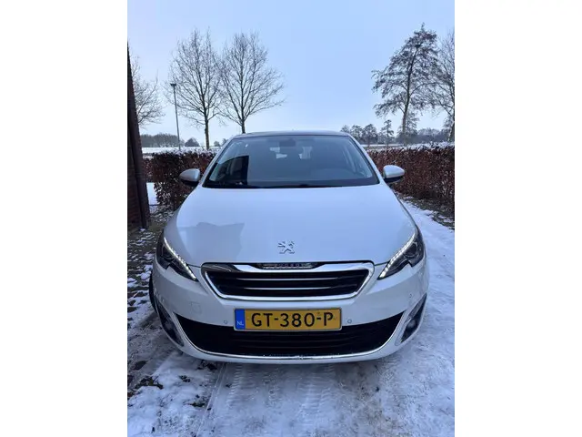 Peugeot 308 1.2 PureTech Allure Panoramdak! 2015 Benzine 7