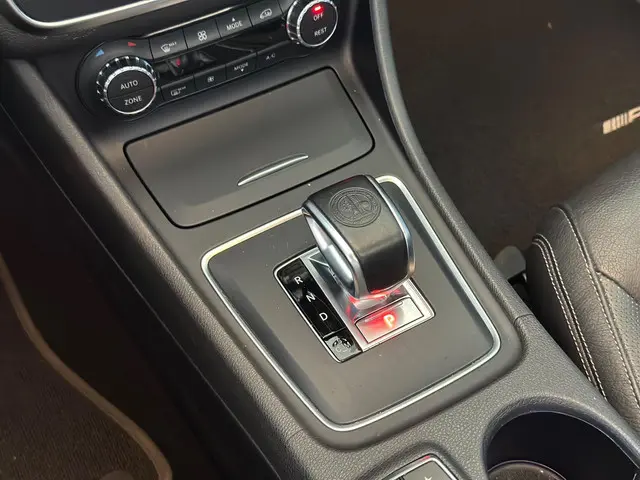Mercedes-Benz CLA 45 AMG 4MATIC|PANO|MEMORY 2016 Benzine 16