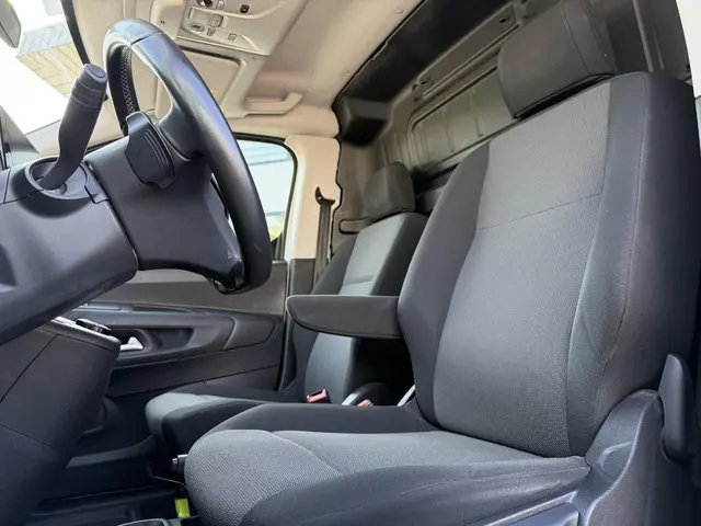 Opel Combo 1.5D L2H1 Innovation 2020 Diesel 9