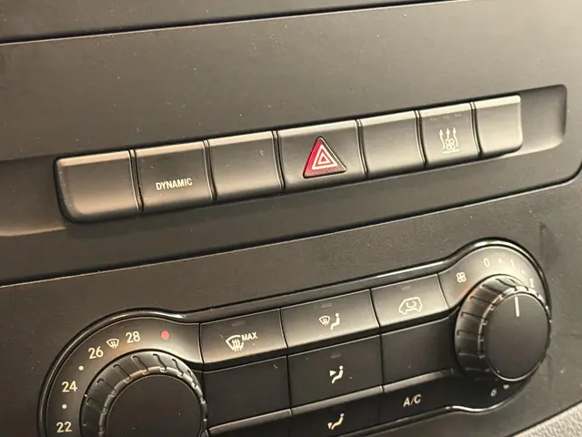 Mercedes-Benz eVito Lang 66 kWh 2023 Elektrisch 30